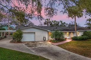 803 N Shore Dr, Leesburg, FL 34748 - Photo 2