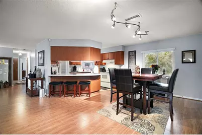 803 N Shore Drive, Leesburg, FL 34748 - Photo 10