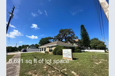 820 E Orange Ave, Eustis, FL 32726 - Photo 8