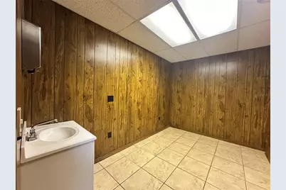 820 E Orange Ave, Eustis, FL 32726 - Photo 42