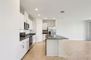 4019 Copperleaf Ln, Poinciana, FL 34759 - Photo 10