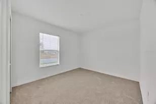 2398 McKinley Dr, Lake Wales, FL 33853 - Photo 4