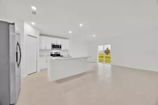 2398 McKinley Dr, Lake Wales, FL 33853 - Photo 10