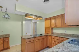 5711 Eggleston Ave, Orlando, FL 32810 - Photo 10