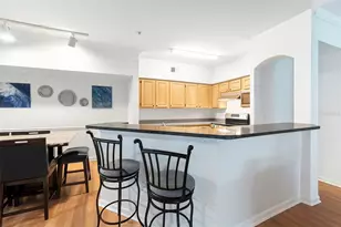 3384 Corona Village Way, Orlando, FL 32835 - Photo 4