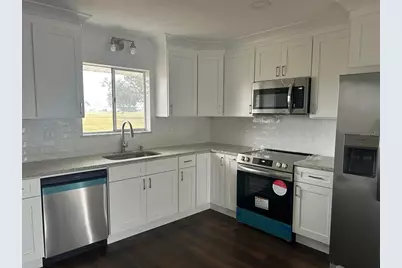 702 Desert Hills Way, Sun City Center, FL 33573 - Photo 2