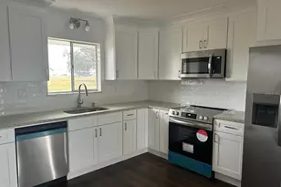 702 Desert Hills Way, Sun City Center, FL 33573 - Photo 2