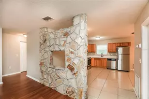 2008 3rd Ave W, Palmetto, FL 34221 - Photo 4