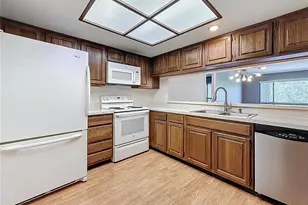 2591 Countryside Blvd, Clearwater, FL 33761 - Photo 14