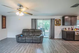 938 Mansfield Rd, Tavares, FL 32778 - Photo 10