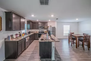 938 Mansfield Rd, Tavares, FL 32778 - Photo 8