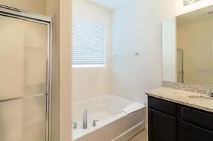 6047 Broad Oak Dr, Davenport, FL 33837 - Photo 10