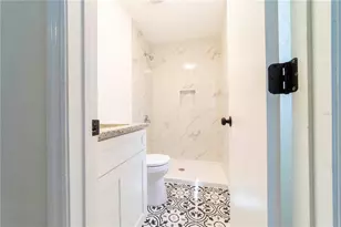 745 E Jackson Ave, Mount Dora, FL 32757 - Photo 32