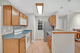 949 Bird Bay Ct, Lake Mary, FL 32746 - Photo 10