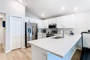 1060 Cascade Dr, Davenport, FL 33837 - Photo 16