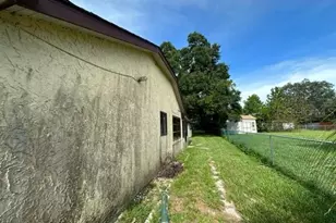 329 Oak Track Dr, Ocala, FL 34472 - Photo 6