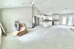 6689 SW 179th Ct Rd, Dunnellon, FL 34432 - Photo 2