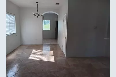 18178 Sandy Pointe Drive, Tampa, FL 33647 - Photo 8