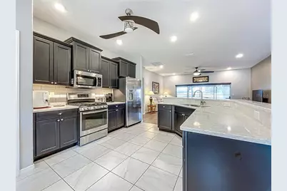 27327 Roanoke Drive, Leesburg, FL 34748 - Photo 6