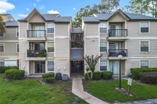 1932 Lake Atriums Cir, Orlando, FL 32839 - Photo 2