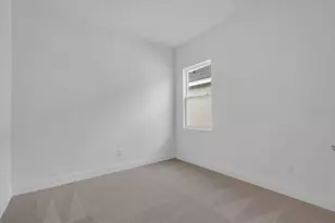 2302 Lone Tree Bnd, Zephyrhills, FL 33541 - Photo 8