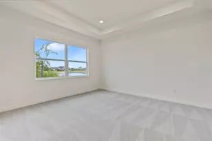 2302 Lone Tree Bnd, Zephyrhills, FL 33541 - Photo 18
