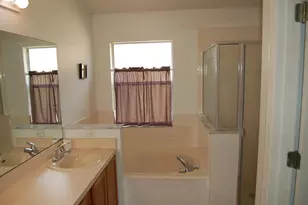 4650 Eagle Peak Dr, Kissimmee, FL 34746 - Photo 24