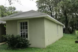 1414 26th St NW, Winter Haven, FL 33881 - Photo 2