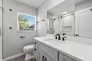 3169 Bellevue St, Sarasota, FL 34237 - Photo 2