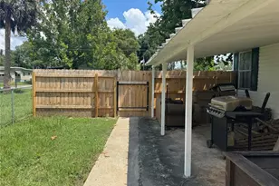 28803 Hubbard St, Leesburg, FL 34748 - Photo 14