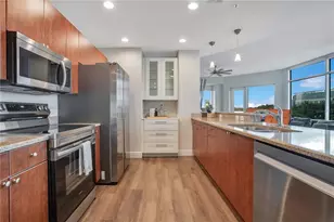 525 E Jackson St, Orlando, FL 32801 - Photo 10