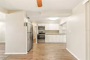 4241 Newbury Dr, New Port Richey, FL 34652 - Photo 10