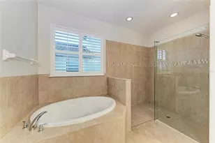 1310 Cielo Ct, North Venice, FL 34275 - Photo 8