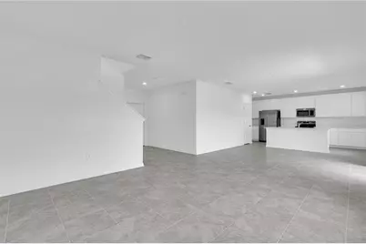 1021 Waterfall Boulevard, Davenport, FL 33837 - Photo 2