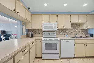 13720 Gulf Blvd, Madeira Beach, FL 33708 - Photo 16