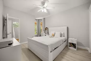 9285 Wickham Way, Orlando, FL 32836 - Photo 34