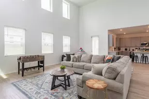 2310 Lancashire St, Davenport, FL 33896 - Photo 4