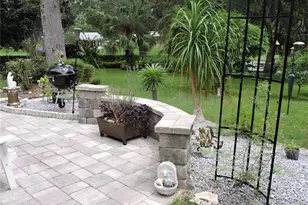 2312 Hillside Dr, Mount Dora, FL 32757 - Photo 18