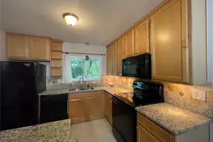 10468 Montpelier Cir, Orlando, FL 32821 - Photo 6