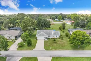 910 Liberty Ln, Auburndale, FL 33823 - Photo 12