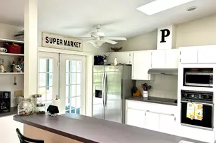 18550 Lake Emma Dr, Groveland, FL 34736 - Photo 28