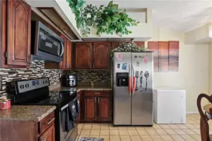 7301 Habbersham Dr, Orlando, FL 32818 - Photo 10