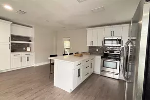 2816 Hargill Dr, Orlando, FL 32806 - Photo 6