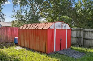 325 Charles Ave, Orange City, FL 32763 - Photo 36