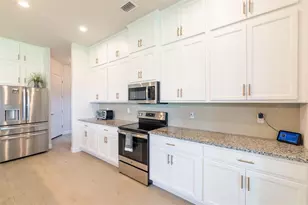 954 Megano Blvd, Deland, FL 32724 - Photo 10