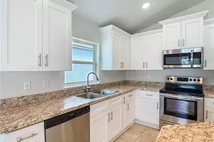 14917 Tropical Violet Wy, Wimauma, FL 33598 - Photo 20