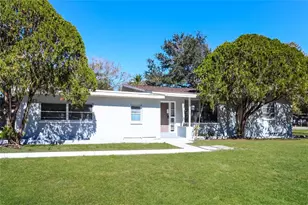 5763 Crestmont St, Clearwater, FL 33760 - Photo 1