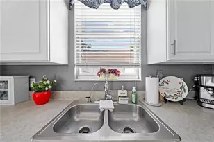 2729 Eagle Glen Cir, Kissimmee, FL 34746 - Photo 26