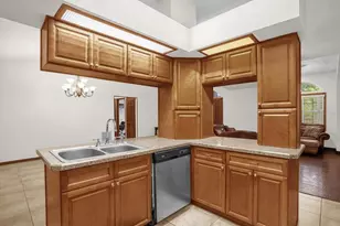 3500 Sailfish Ave, Fruitland Park, FL 34731 - Photo 10