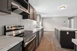 3013 Rossi Ln, Lakeland, FL 33801 - Photo 8